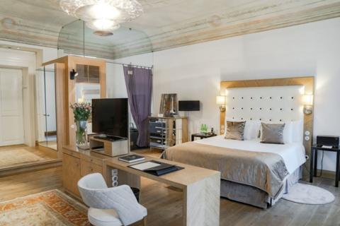 Deluxe Suite numura iekārtojums viesnīcā Dome Hotel Vecrīgā