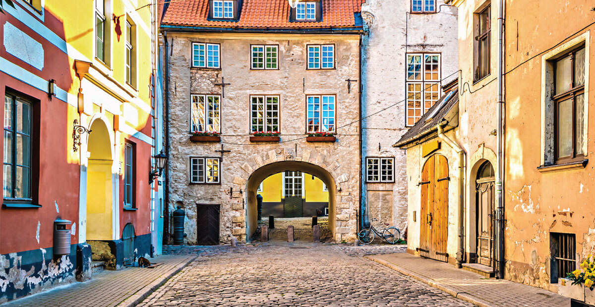 Discover RIGA Package